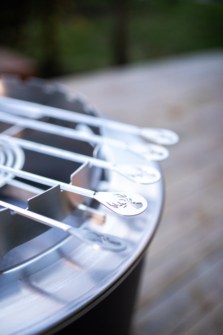 Schaschlikhalter für Alpha 600 – Edelstahl | Masuria Wild