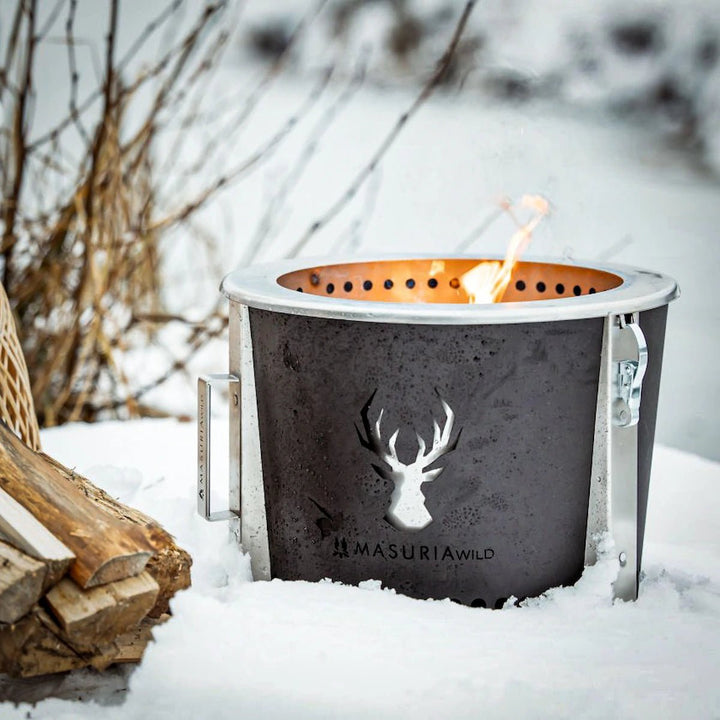 Alpha Camp – Portable Smokeless Fire Pit for Outdoor Adventures | Masuria Wild – Masuria Wild | smokeless fire pit, outdoor chair (rauchfreies Feuerstelle, Gartenstuhl)
