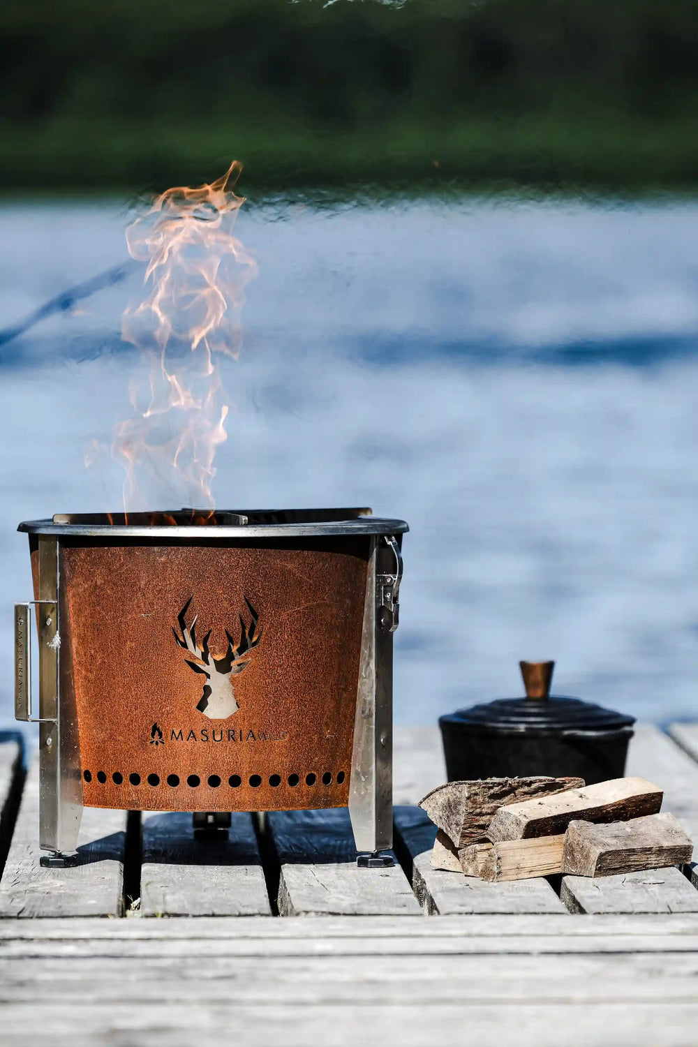 Alpha Camp Trail Kit – smokeless fire pit with lid | Masuria Wild – Masuria Wild | smokeless fire pit, outdoor chair (rauchfreies Feuerstelle, Gartenstuhl)