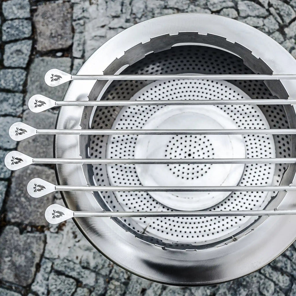 Skewer Rack for Alpha 600 – Stainless Steel | Masuria Wild – Masuria Wild | smokeless fire pit, outdoor chair (rauchfreies Feuerstelle, Gartenstuhl)